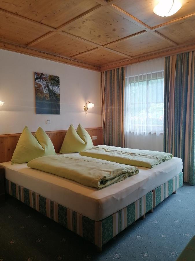 Gasthof Finkenhof Wald im Pinzgau Eksteriør bilde