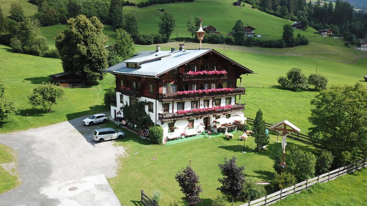 Gasthof Finkenhof Wald im Pinzgau Eksteriør bilde
